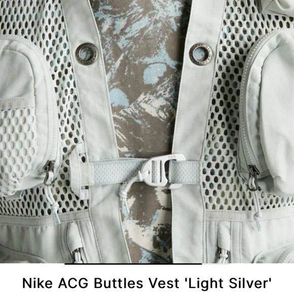 Nike ACG Buttles Vest 'Light Silver' - Picture 10 of 14